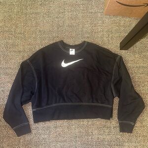Nike Black Cropped Sweatshirt